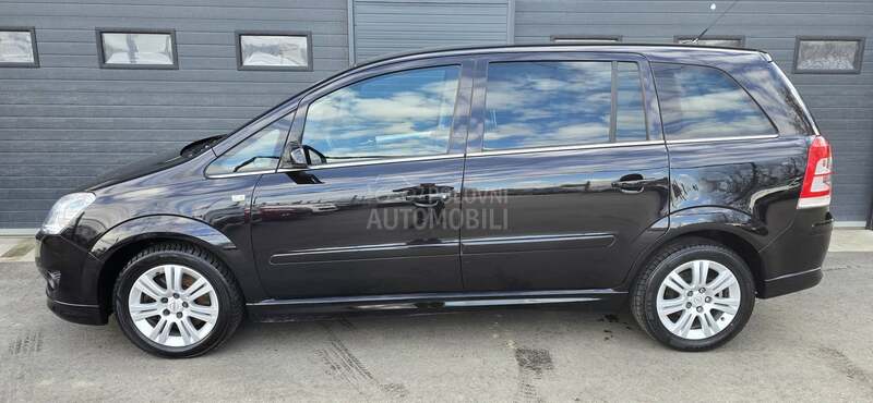Opel Zafira 1.6b/metan COSMO