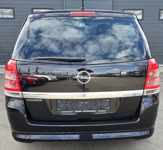Opel Zafira 1.6b/metan COSMO