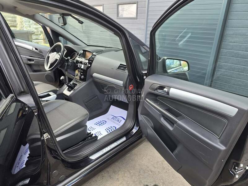 Opel Zafira 1.6b/metan COSMO