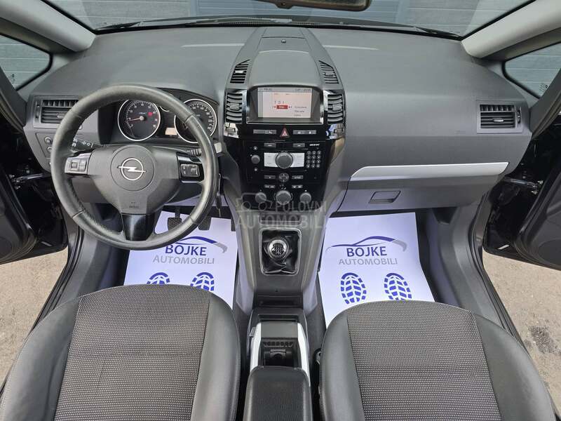 Opel Zafira 1.6b/metan COSMO
