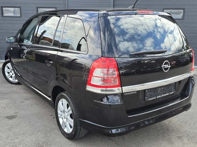 Opel Zafira 1.6b/metan COSMO