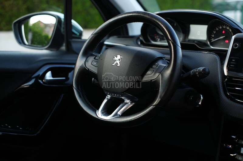 Peugeot 208 1.6 E-HDi Allure