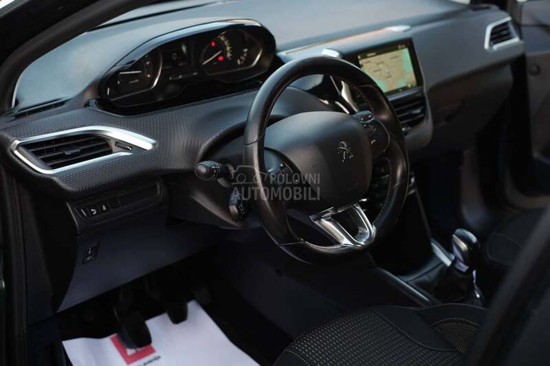 Peugeot 208 1.6 E-HDi Allure