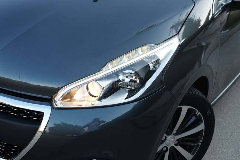 Peugeot 208 1.6 E-HDi Allure
