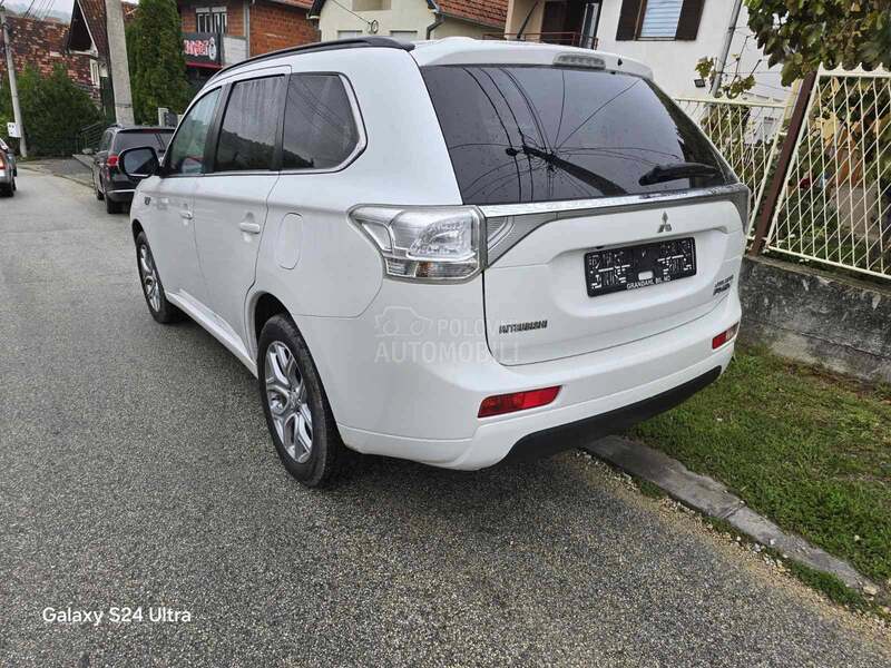 Mitsubishi Outlander PHEV