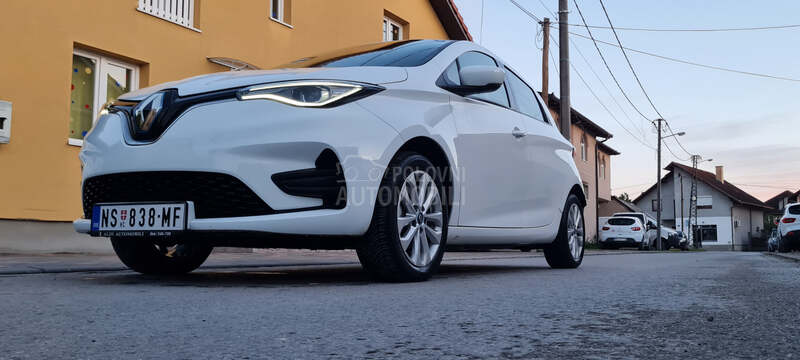 Renault Zoe tek R.E.G.