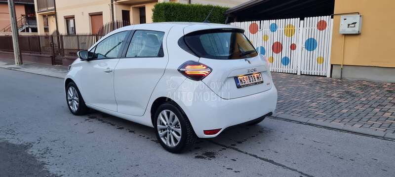 Renault Zoe tek R.E.G.