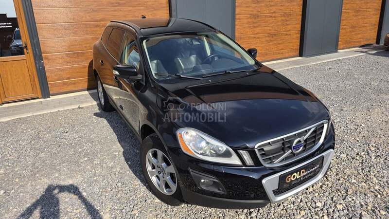 Volvo XC60 2.4 4x4 FUL KOZA