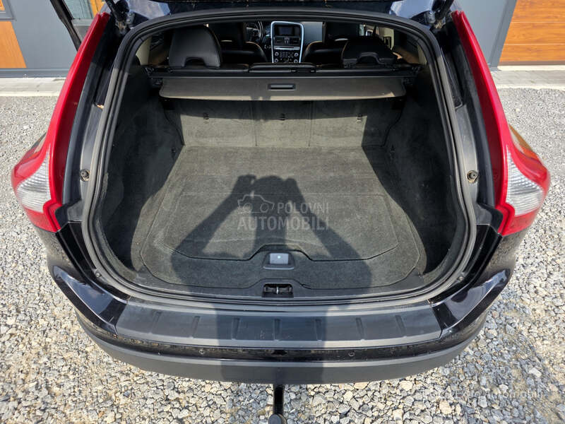 Volvo XC60 2.4 4x4 FUL KOZA