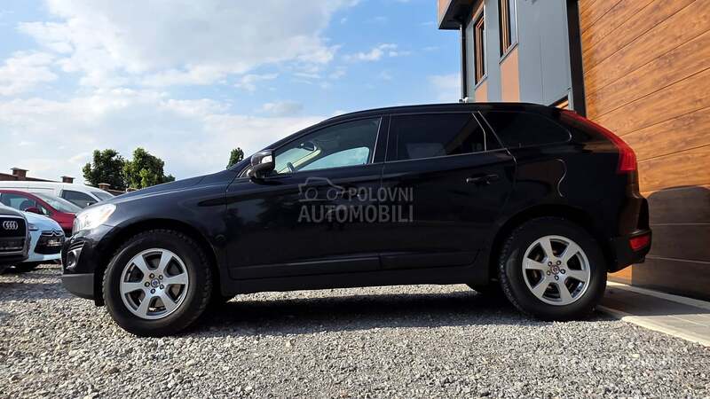 Volvo XC60 2.4 4x4 FUL KOZA