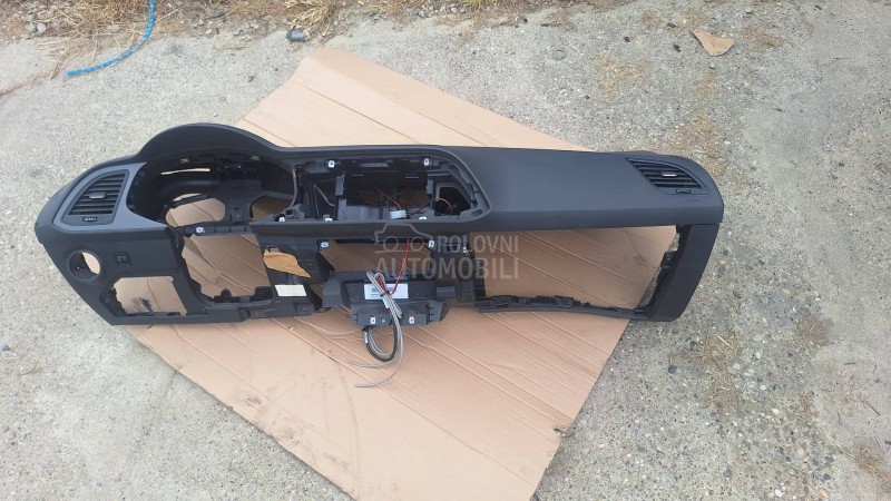 Leon Istrument tabla