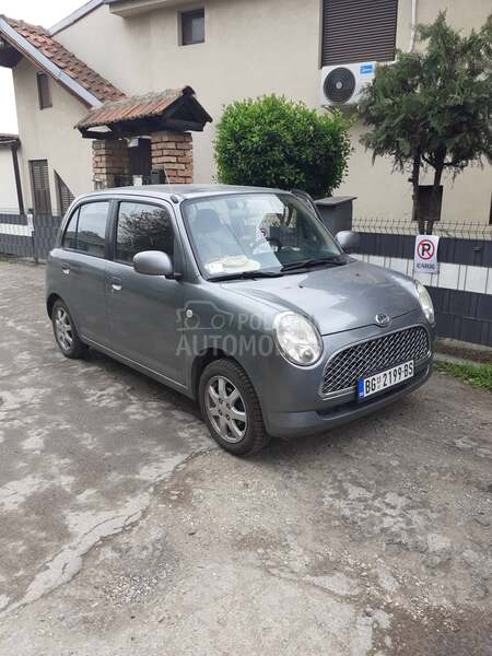 Daihatsu Trevis 1.0
