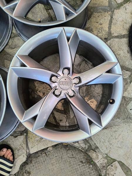 Aluminijumske felne  19" 5 x 112