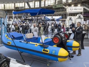 Zodiac Novecento 430/Tohatsu 50