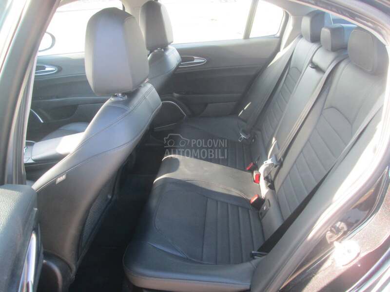Alfa Romeo Giulia 2.2 Turbo