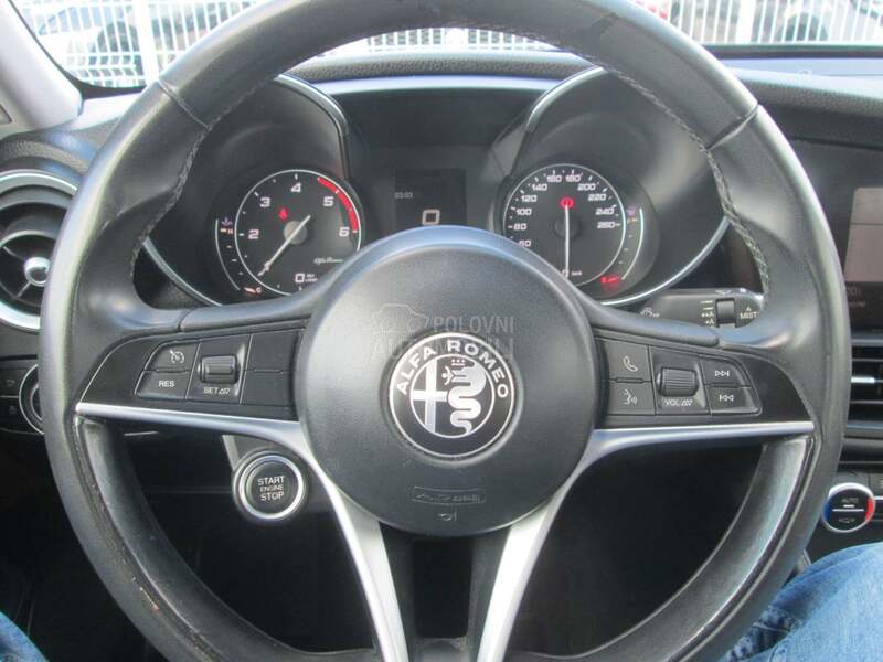 Alfa Romeo Giulia 2.2 Turbo