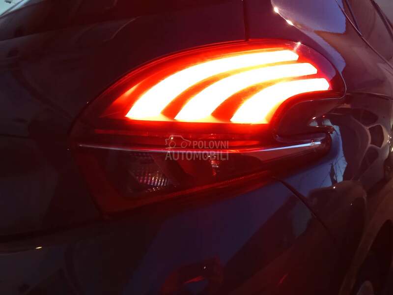 Peugeot 208 1.5HDI