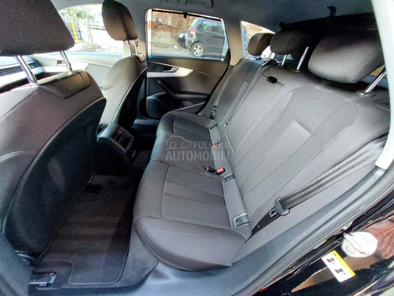 Audi A4 Hybrid  matrix