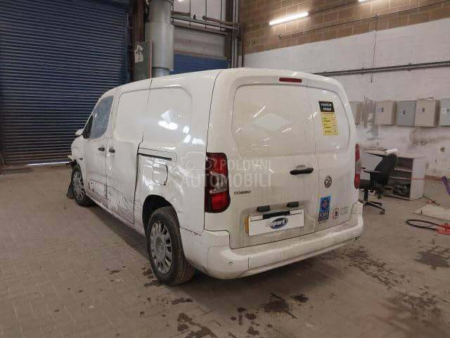 Opel Combo D15DT 2020. god. -  kompletan auto u delovima