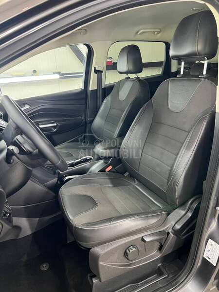 Ford Kuga 4x4 CH