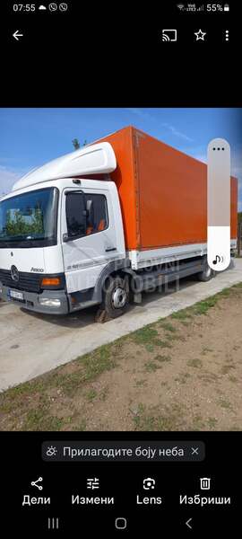 Mercedes Benz 818