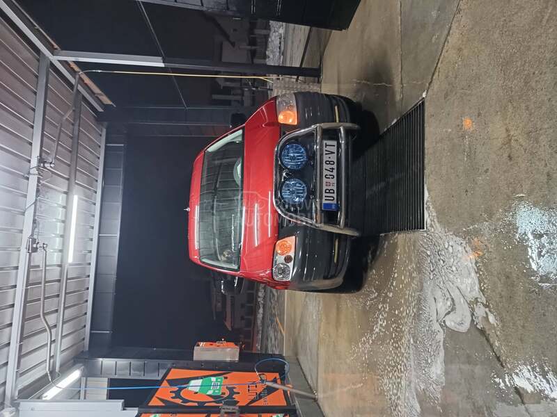 Volkswagen Caddy 2.0 TDI 8v BMM