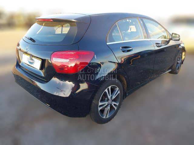 Mercedes Benz A 180 607951 2016. god. -  kompletan auto u delovima