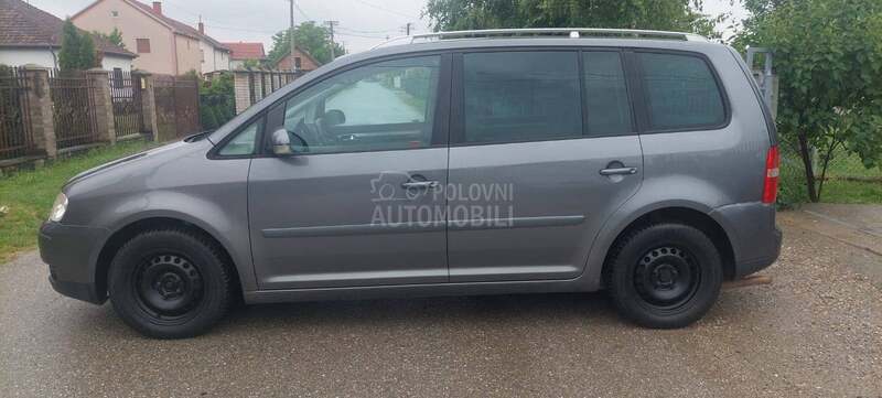 Volkswagen Touran 