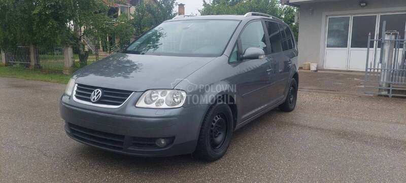 Volkswagen Touran 