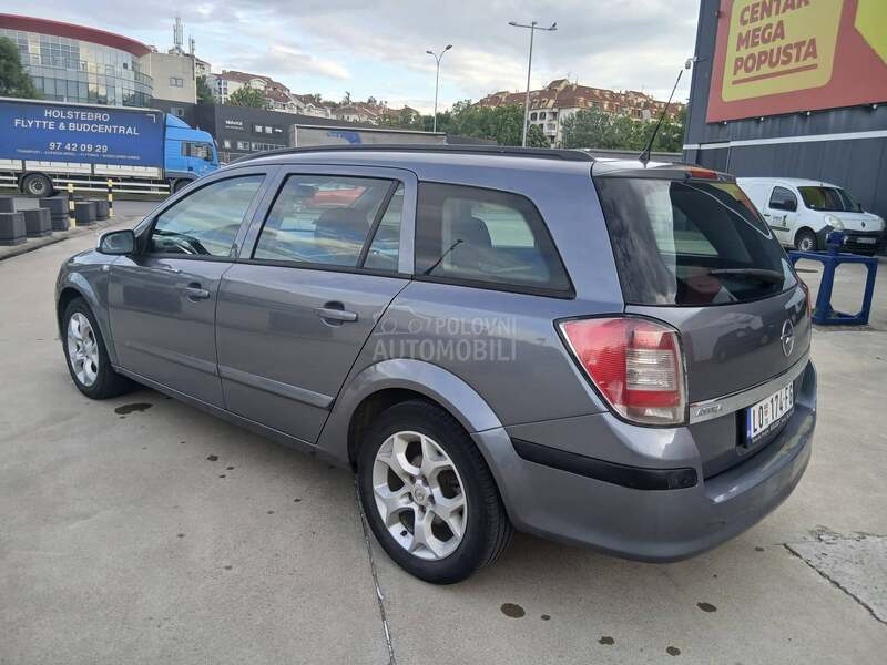 Opel Astra H 