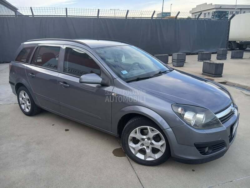 Opel Astra H 