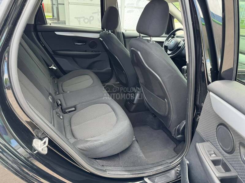 BMW 218 