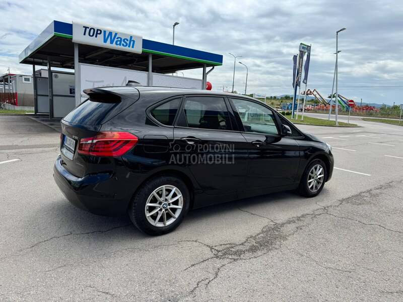 BMW 218 