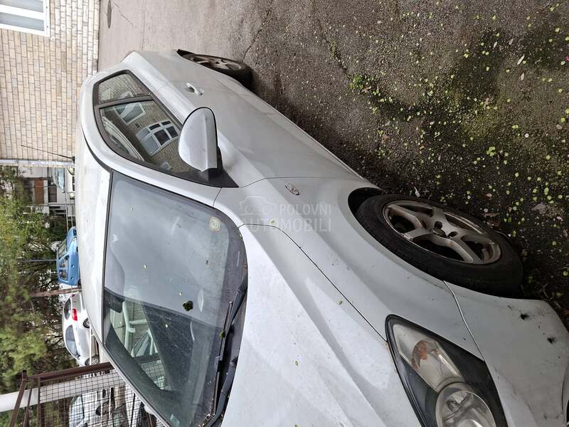 Kia pro_cee`d 