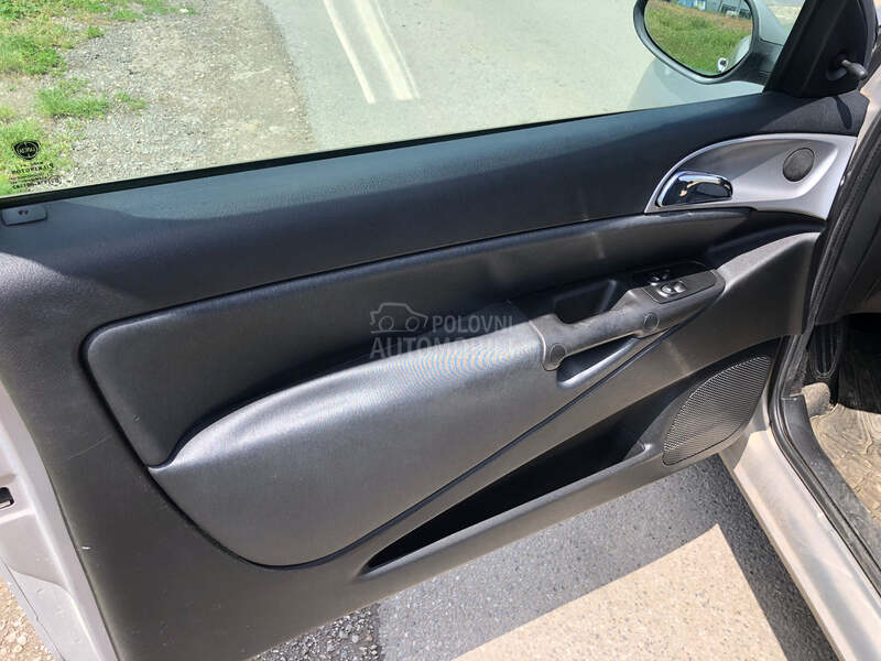 Lancia Ypsilon 1.2 8v clasic