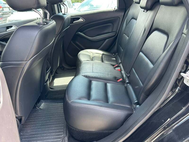 Mercedes Benz B 200 natural