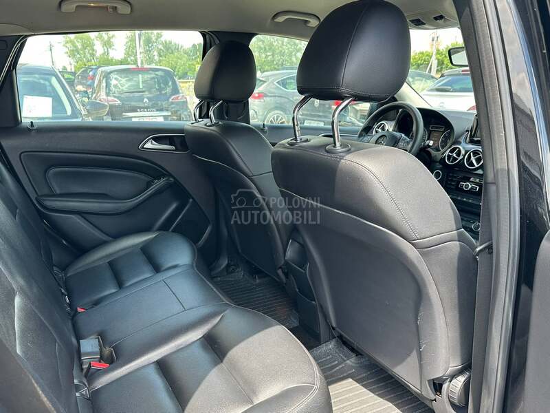 Mercedes Benz B 200 natural