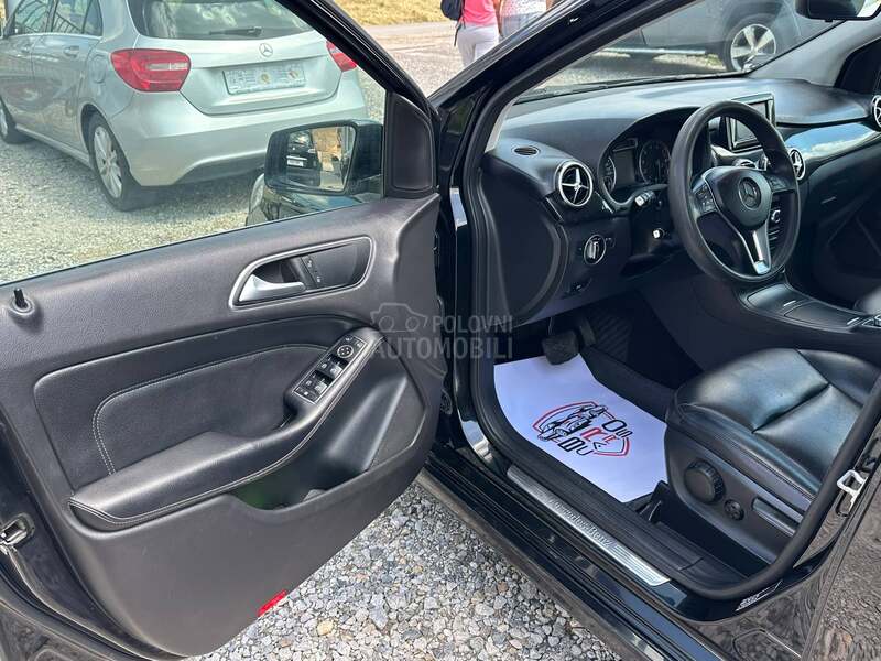 Mercedes Benz B 200 natural