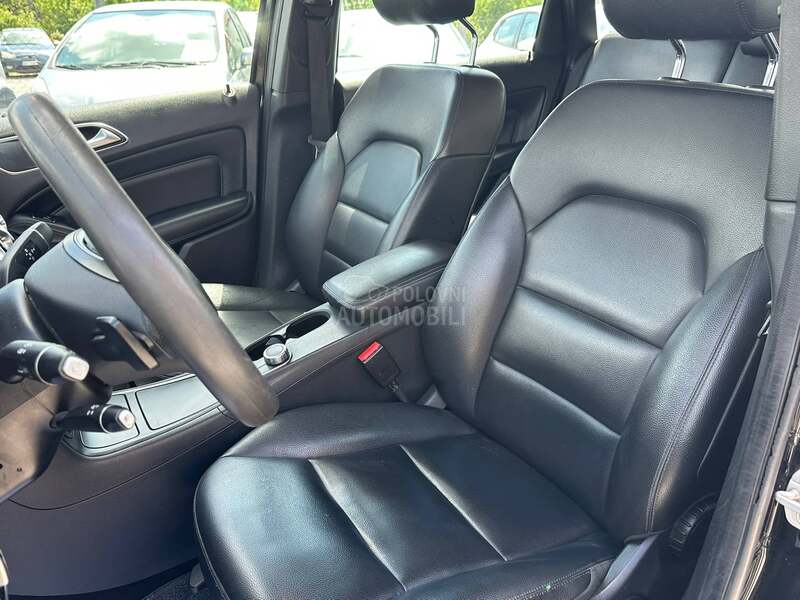 Mercedes Benz B 200 natural