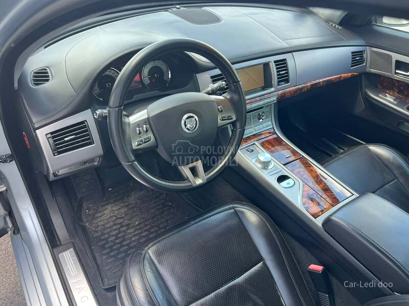 Jaguar XF 2.7 Diesel Prem Lux