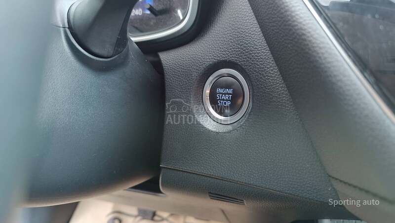 Toyota Corolla 1.6 SOL