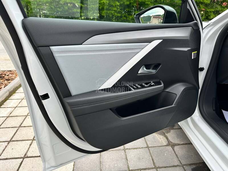 Opel Astra L 1.2 A.U.T.O.M VIRT