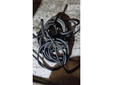 Crevo za Prskalice Šoferke za Peugeot 308