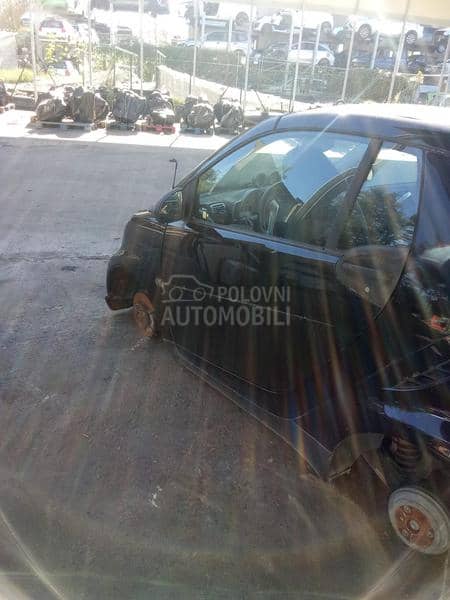 Delovi 451 i 451Kabrio