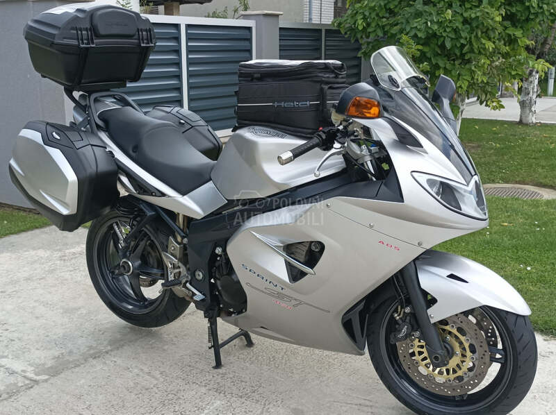 Triumph ST 1050 Sprint ABS  CH
