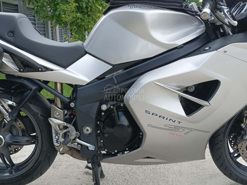 Triumph ST 1050 Sprint ABS  CH