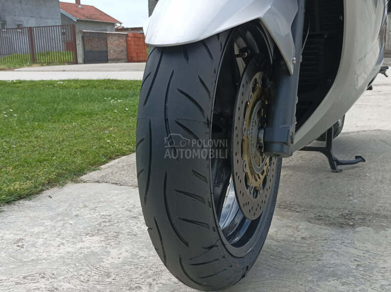 Triumph ST 1050 Sprint ABS  CH