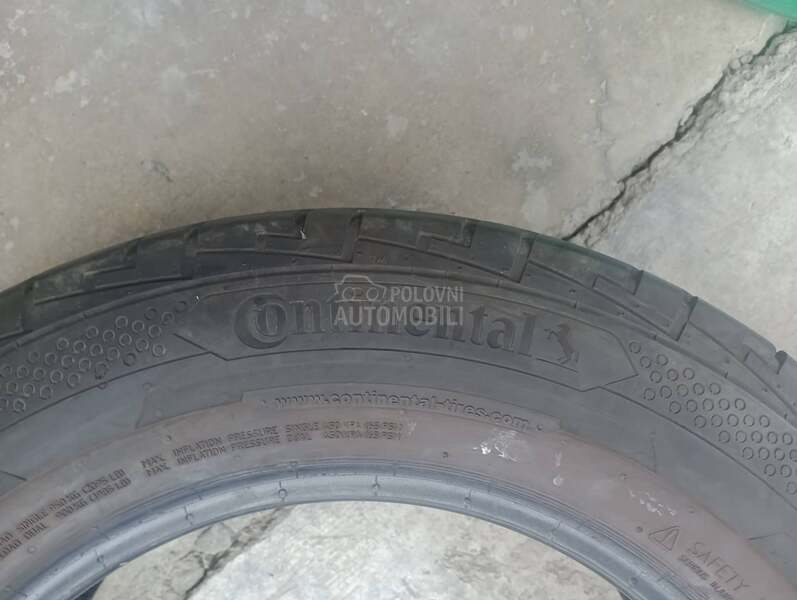 gumecza transportna vozila