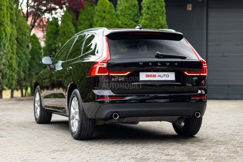 Volvo XC60 B4/MHEV/PILOT ASSIST
