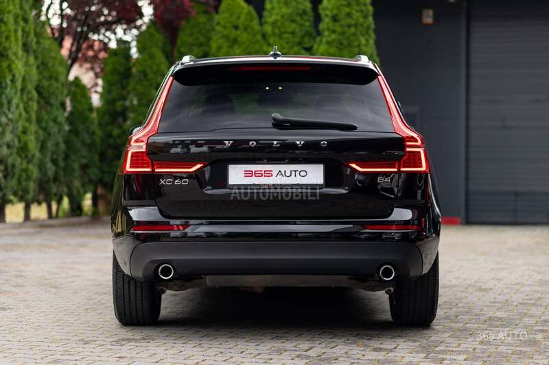 Volvo XC60 B4/MHEV/PILOT ASSIST